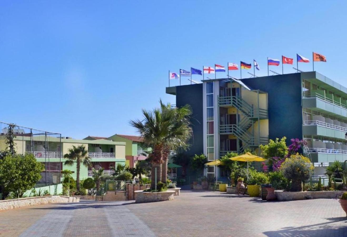 Eri Beach & Village Hotel ヘルソニソス エクステリア 写真