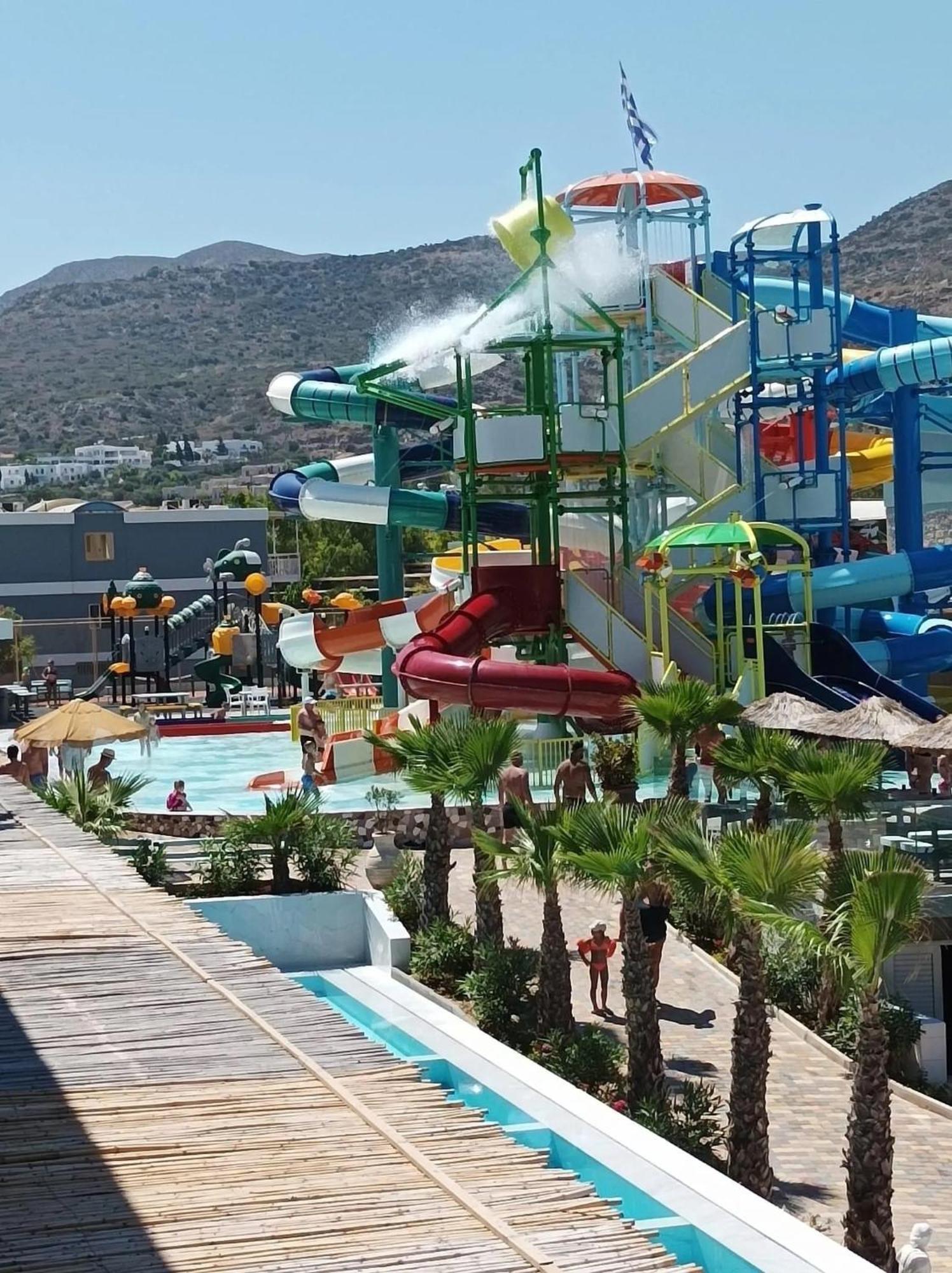 Eri Beach & Village Hotel ヘルソニソス エクステリア 写真