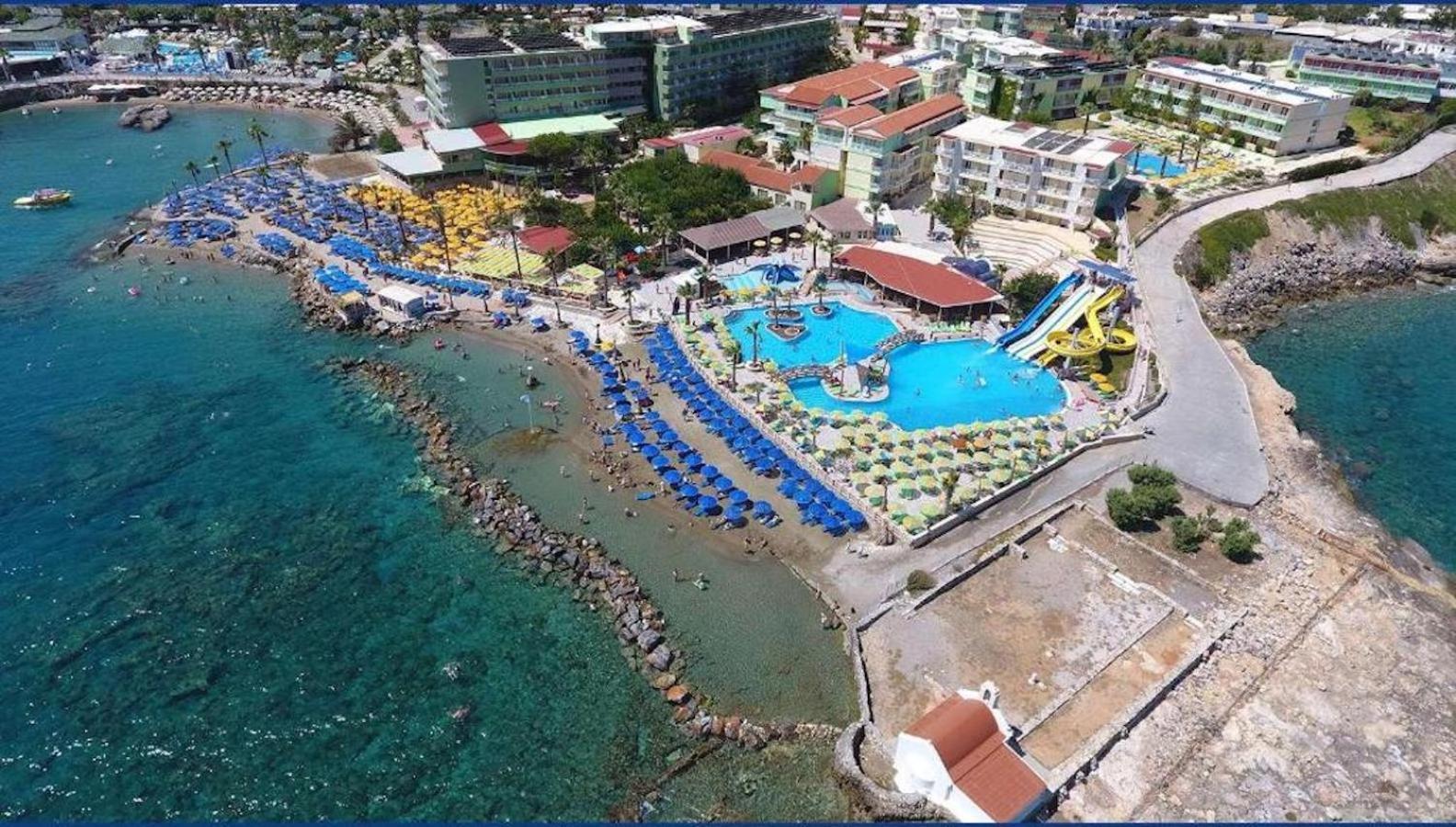 Eri Beach & Village Hotel ヘルソニソス エクステリア 写真